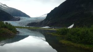 Mendenhall_Glacier_Landscape_Outside_Juneau_Alaska