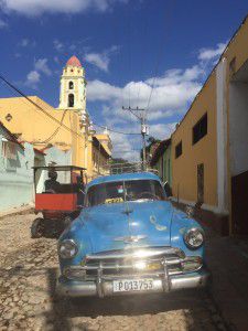 Trinidad_Cuba_HorseCart_Old_Car_Heidi_Siefkas