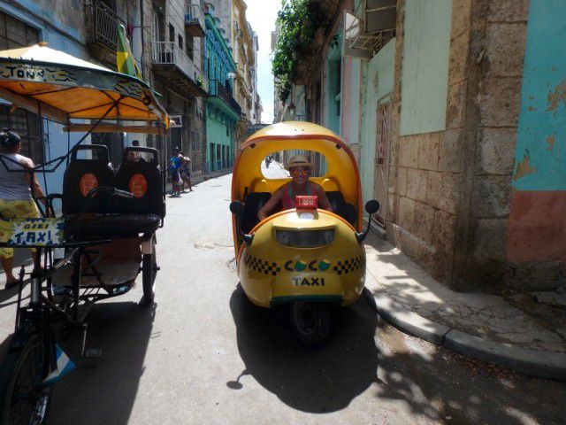 Heidi_Siefkas_in_Old_Havana_Cuba