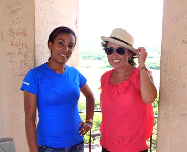 Yislaine_and_Heidi_Siefkas_in_Trinidad_Cuba