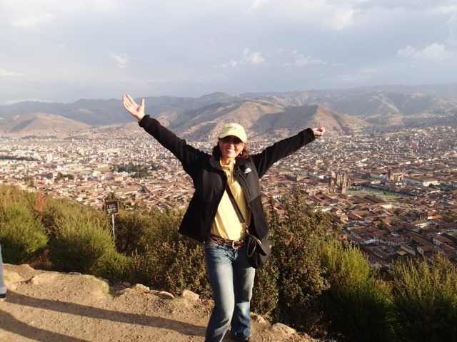 Heidi_Siefkas_and_Look_Up_from_Cuzco_Peru