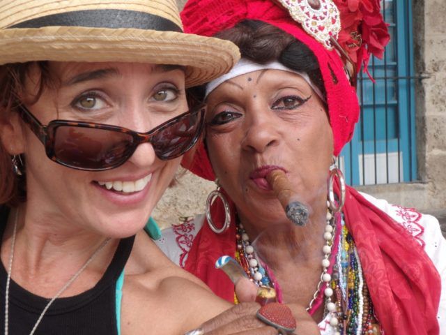 Heidi_Siefkas_with_Adelaida_in_Old_Havana_Cuba
