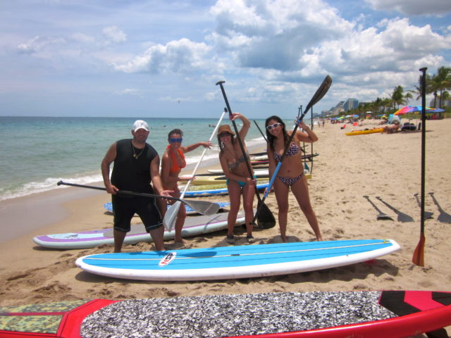 SUP_Group_on_Fort_Lauderdale_Beach_Florida