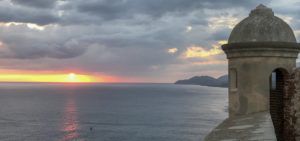 Sunset_at_Castle_Of_San_Pedro_De_La_Roca_Santiago_De_Cuba