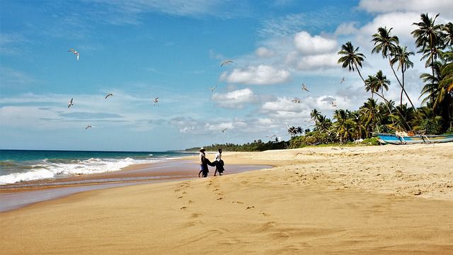 sri-lanka-beach