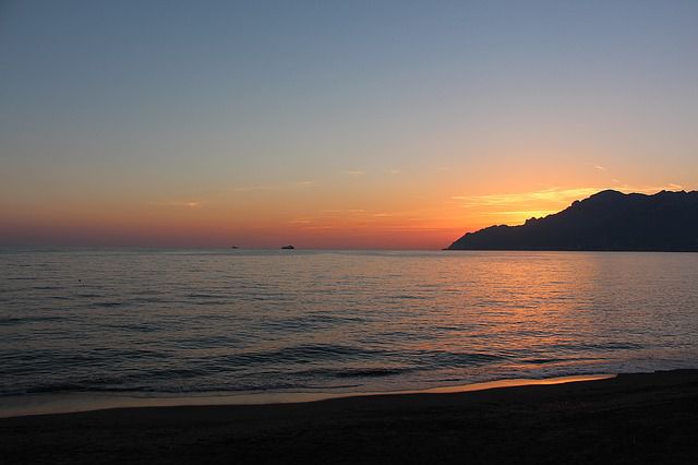 sunset-amalfi-coast-italy