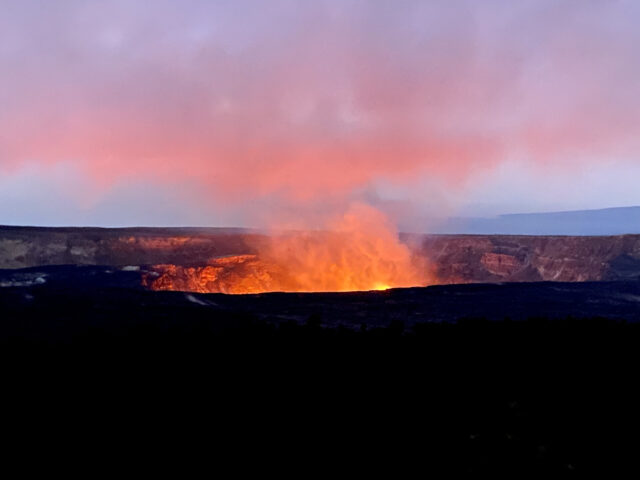 Kilauea_Volcano_at_Volcanoes_National_Park_at_Dawn_Heidi_Siefkas