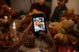 Thanksgiving_with_Smartphone