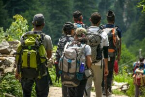 hiking-group-with-backpacks